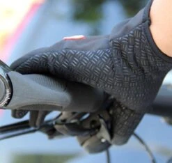 Merkloos Neopreen Handschoenen - Zwart - Winter Sport - WIelrennen - Schaatsen - Skiën - Snowboarden - Uniseks - Small -Fietsaccessoires Winkel 1200x1136