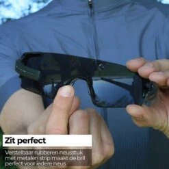 BBB Cycling FullView Fietsbril - Frameless Zonnebril - Wielrenbril Met 3 Lenzen - Glanzend Zwart - BSG-63 15 BBB Cycling FullView Fietsbril - Frameless Zonnebril - Wielrenbril Met 3 Lenzen - Glanzend Zwart - BSG-63 -Fietsaccessoires Winkel 1200x1200 166