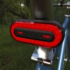 Trustic EVO | Fietsverlichting | Oplaadbaar | Fietslamp | Verschillende Standen | Licht Sensor | Waterbestendig | Set -Fietsaccessoires Winkel 1200x1200 301