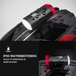 TIKKENS® LED Fietsverlichting Helmlamp - Helm - Voorlicht & Achterlicht - USB Oplaadbaar - Zwart - Voor En Achter - Waterdicht - Fietslampjes -Fietsaccessoires Winkel 1200x1200 524