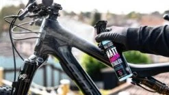 Muc-Off Matt Finish Detailer Beschermspray 250ML -Fietsaccessoires Winkel 1200x675 8