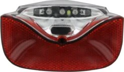 AXA Omega - Fiets Achterlicht - LED Fietsverlichting Op Batterij – Auto On/off Systeem - 50-80 Mm - Rood -Fietsaccessoires Winkel 1200x698