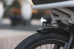 AXA Compactline 35 Switch - Fietslamp Voorlicht - LED Koplamp – Dynamo - 35 Lux -Fietsaccessoires Winkel 1200x799 14