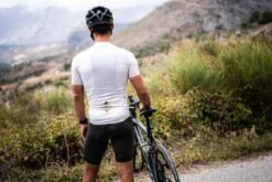 Rogelli Totem - Fietsshirt Korte Mouwen - Heren - Maat L - Sand 16 Rogelli Totem - Fietsshirt Korte Mouwen - Heren - Maat L - Sand -Fietsaccessoires Winkel 1200x800 114