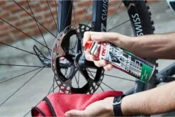 Cyclon Remreiniger Brake Cleaner Spray 250 Ml Zilver/rood -Fietsaccessoires Winkel 1200x802 1