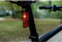 SIGMA SPORT Sigma Blaze USB Fietsachterlicht - Achterlicht Met Remlicht Functie - Oplaadbaar -Fietsaccessoires Winkel 1200x810 1