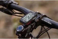 SIGMA SPORT GPS Fietscomputer Sigma ROX 2.0 GPS Met Standaard Stuurhouder - Zwart -Fietsaccessoires Winkel 1200x810 2