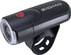 Sigma Sport AURA 30 Fietsverlichting Set - Led Koplamp 30 Lux - CURVE Achterlicht - Inclusief Batterijen -Fietsaccessoires Winkel 1200x931