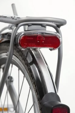 AXA Riff Battery - Fiets Achterlicht - LED Fietsverlichting Op Batterij - 50-80 Mm - Rood -Fietsaccessoires Winkel 798x1200 2