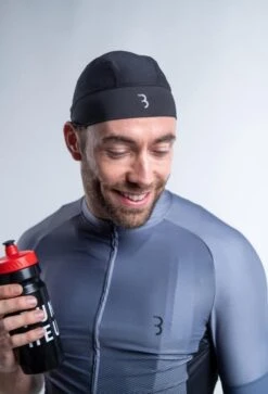 BBB Cycling ComfortCap Fietsmuts - Helmmuts - Extra Ventilatie - Fietskleding - 10-25 °C - Wit - Universele Maat - BBW-293 11 BBB Cycling ComfortCap Fietsmuts - Helmmuts - Extra Ventilatie - Fietskleding - 10-25 °C - Wit - Universele Maat - BBW-293 -Fietsaccessoires Winkel 817x1200
