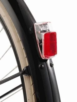 AXA Run Battery - Fiets Achterlicht - LED Fietsverlichting Op Batterij - Spatbord Montage – Rood -Fietsaccessoires Winkel 909x1200 2